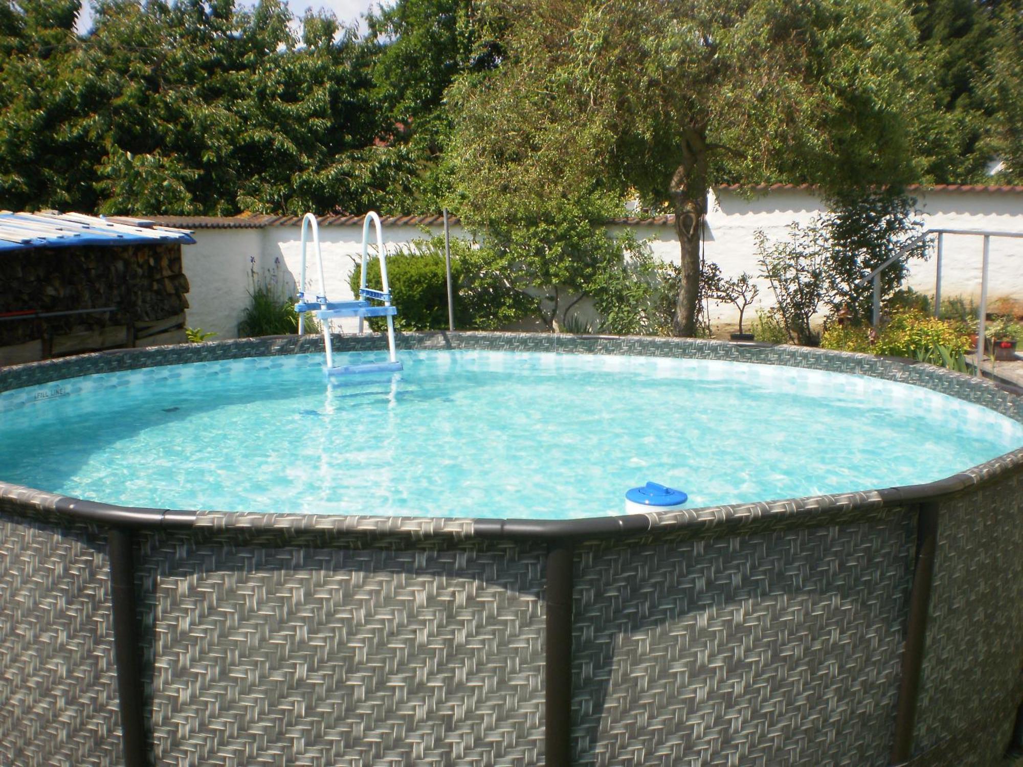 Privat Buk 100 Apartment Jindrichuv Hradec Bagian luar foto
