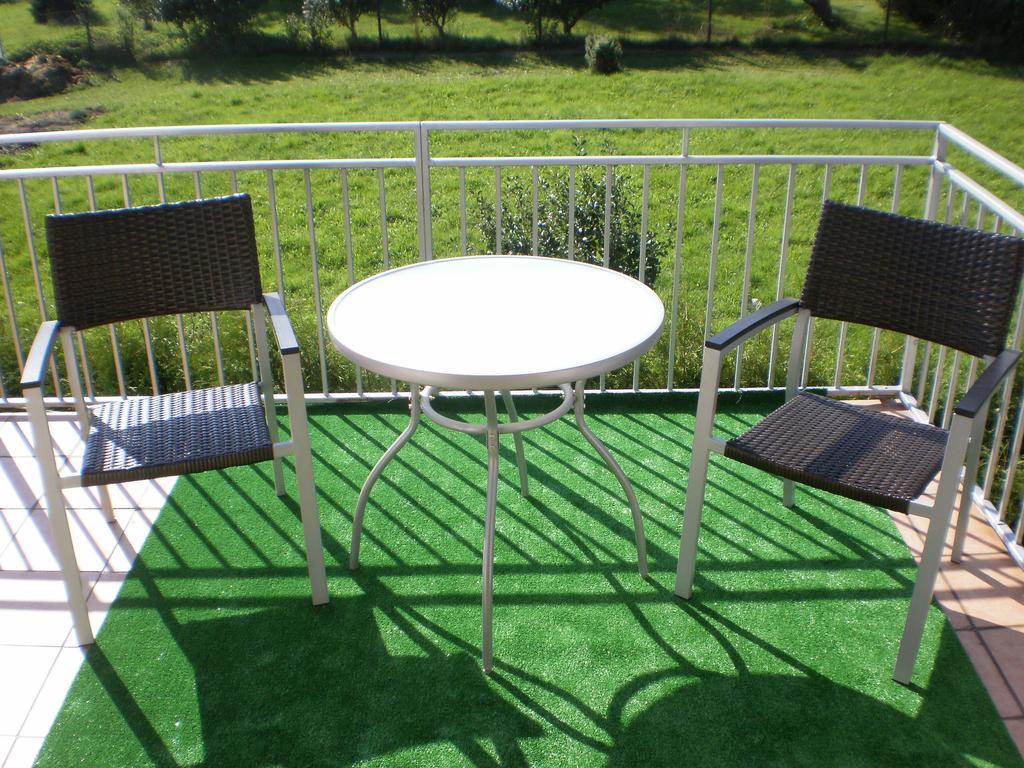 Privat Buk 100 Apartment Jindrichuv Hradec Ruang foto